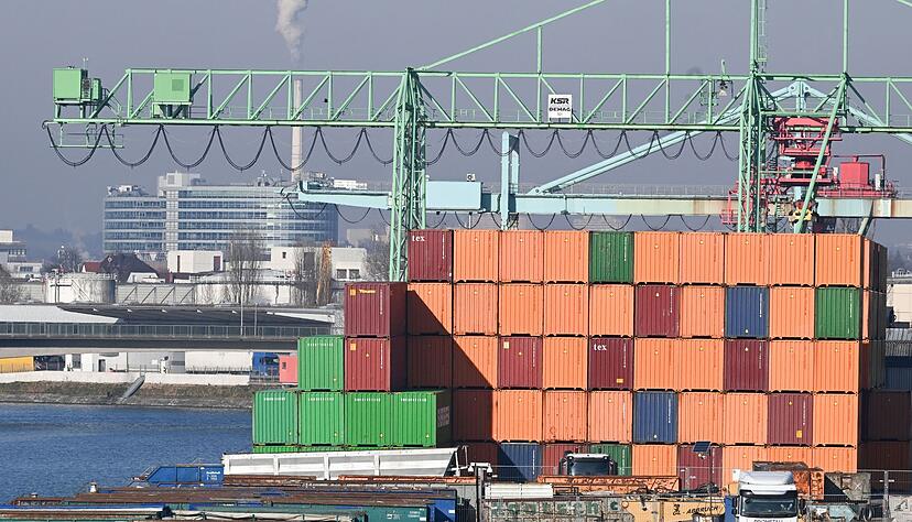 Deutschlands Exporteure haben nach dem D&auml;mpfer zu Jahresbeginn im Februar wieder bessere Gesch&auml;fte gemacht. (Archivbild)