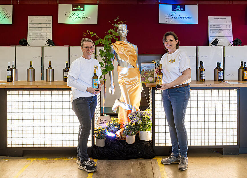 Bei den Lauffener Weintagen werden verschiedene regionale Weine ausgeschenkt.