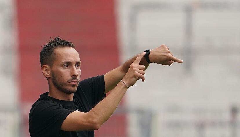 Dominik Glawogger, fr&uuml;her Trainer in Ottensen, startet mit Waldhof in die neue Drittliga-Saison.