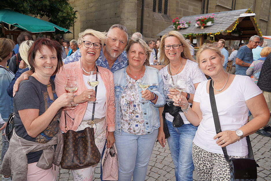 Finale beim Hohenloher Weindorf in &Ouml;hringen