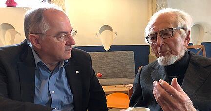 Josip Juratovic mit Erhard Eppler im Januar 2019 bei einer Begegnung in Künzelsau. Foto: privat Josip Juratovic mit Erhard Eppler im Januar 2019 bei einer Begegnung in Künzelsau. Foto: privat