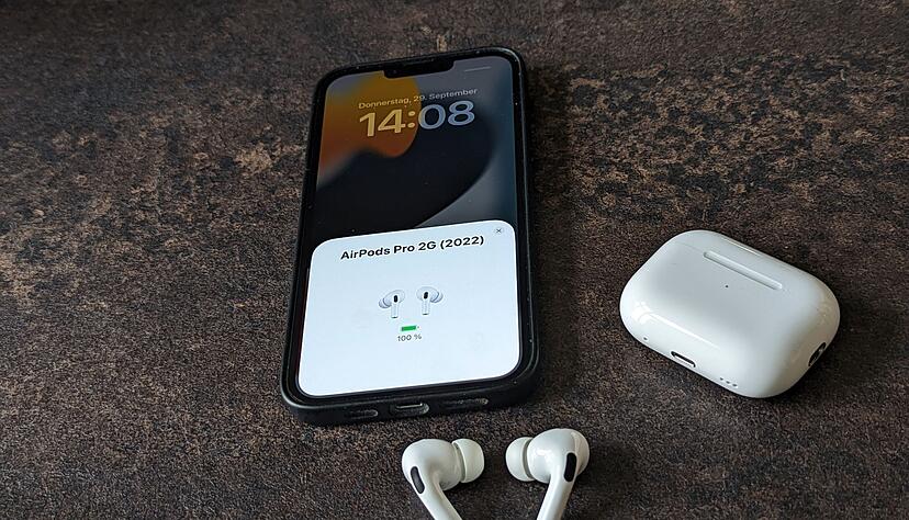 Die Airpods Pro 2 arbeiten perfekt mit Apple-Geräten wie dem iPhone zusammen. Die Airpods Pro 2 arbeiten perfekt mit Apple-Geräten wie dem iPhone zusammen.