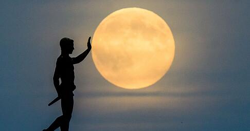 Laut dem Deutschen Wetterdienst war der Mond am Mittwochabend fast überall gut zu sehen. Laut dem Deutschen Wetterdienst war der Mond am Mittwochabend fast überall gut zu sehen.