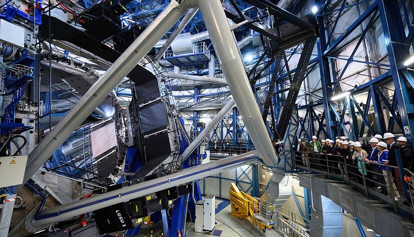 Mit dem Observatorium auf dem Berg Paranal gelang unter anderem das erste Bild eines Exoplaneten.