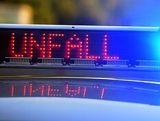 Bei einem Frontalzusammensto&szlig; bei Weinsberg sind mehrere Personen verletzt.