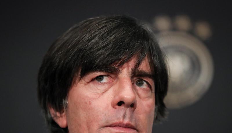 Startet mit dem DFB-Team ins WM-Jahr: Bundestrainer Joachim Löw. Foto: Christian Charisius Startet mit dem DFB-Team ins WM-Jahr: Bundestrainer Joachim Löw. Foto: Christian Charisius