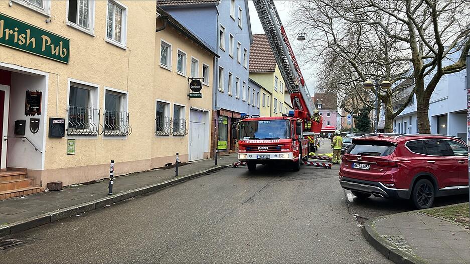 Feuerwehr beim Irish Pub in Heilbronn im Einsatz.