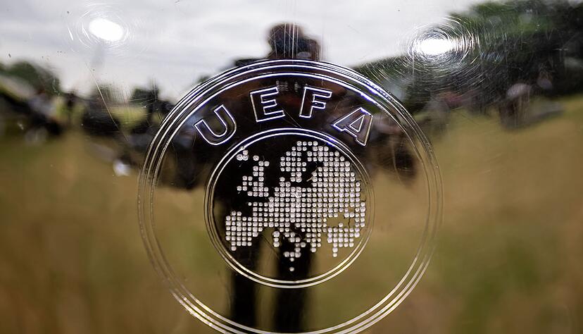 Der Konflikt im Nahen Osten beschäftigt die UEFA. Der Konflikt im Nahen Osten beschäftigt die UEFA.