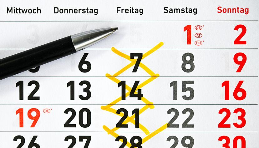 Im Arbeitszeitmodell der Vier-Tage-Woche k&ouml;nnte der Freitag als Arbeitstag wegfallen. (Symbolbild)