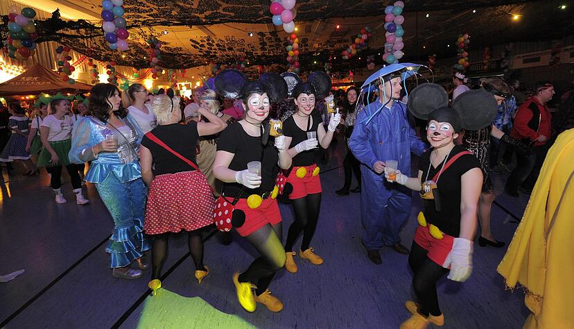 Mickey Mouse war in der Stauwehrhalle gleich mehrfach vertreten. Auch andere Comichelden wie Superman sind sehr beliebt.
