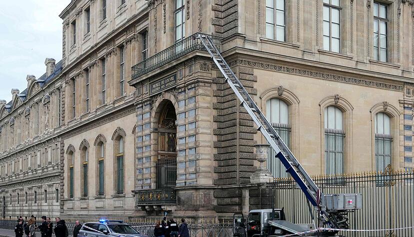 Der Einbruch sorgte international für Schlagzeilen und ist für den Louvre eine missliche Angelegenheit. (Archivbild) Der Einbruch sorgte international für Schlagzeilen und ist für den Louvre eine missliche Angelegenheit. (Archivbild)