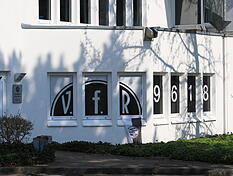 Die Gesch&auml;ftsstelle des VfR Heilbronn im Heilbronner Frankenstadion ist schon von Weitem erkennbar.