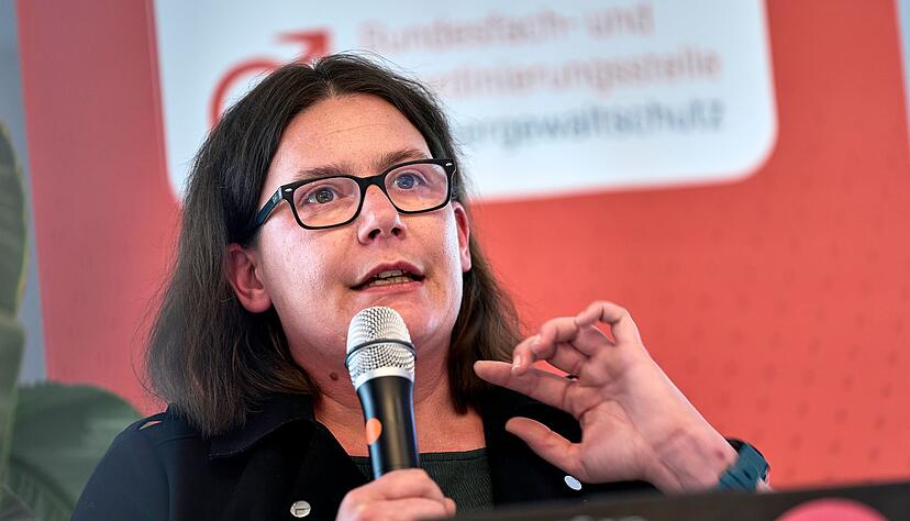 «Männer brauchen mehr Anlaufstellen in Deutschland», fordert Annalena Schmidt von der Stelle Männergewaltschutz. «Männer brauchen mehr Anlaufstellen in Deutschland», fordert Annalena Schmidt von der Stelle Männergewaltschutz.