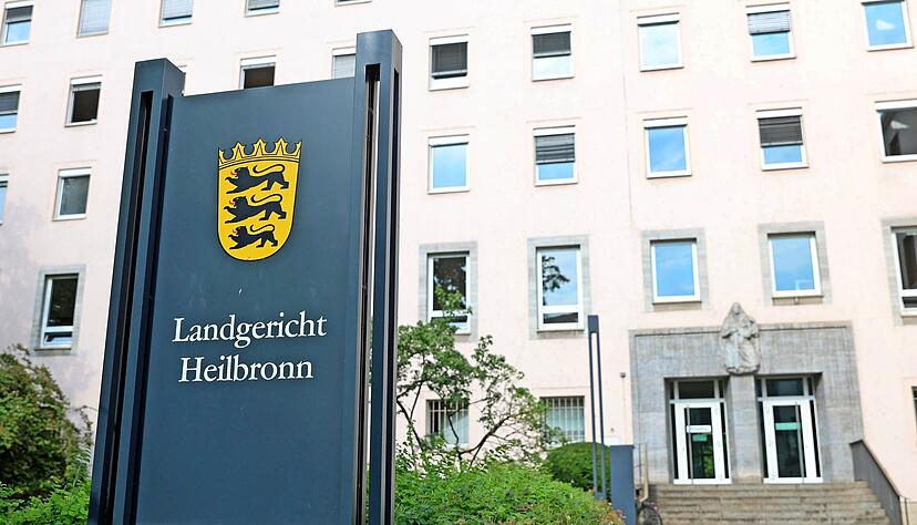 Die Erste Schwurgerichtskammer am Landgericht Heilbronn schickt einen 50 Jahre alten Vater ins Gef&auml;ngnis. Er hat seinen Sohn mit einem Messer verletzt. Foto: Archiv/Ralf Seidel