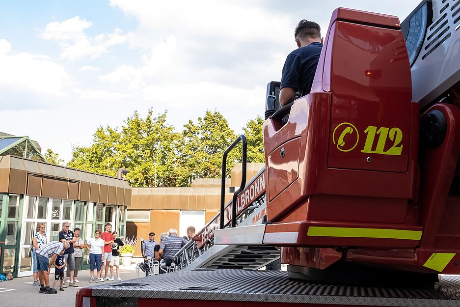 Lesersommer bei der Feuerwehr Heilbronn Lesersommer bei der Feuerwehr Heilbronn