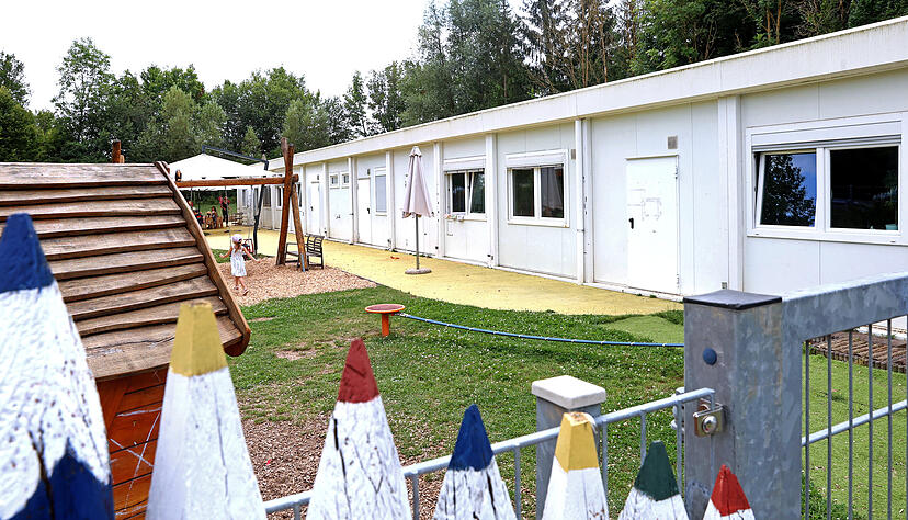 Die Container der Kindertagesstätte Pichterich sind marode und sollen einem Neubau weichen.