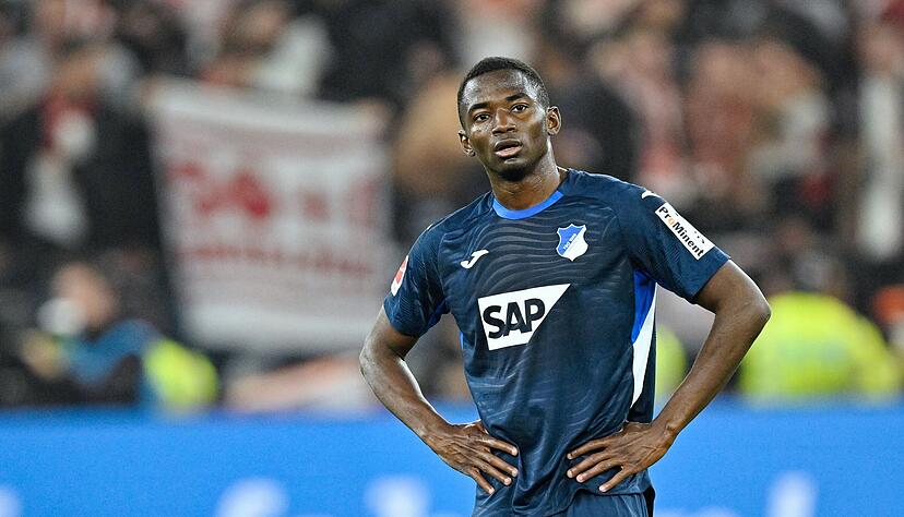 Frust bei Bazoumana Touré (1899 Hoffenheim), das lief am Freitagabend nicht wie gewünscht. 0:1 verloren. Punkte weg.