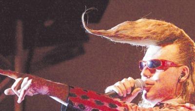 Verrückte Finnen: Leningrad Cowboys gastierten 2001.Foto: Archiv/Veigel Verrückte Finnen: Leningrad Cowboys gastierten 2001.Foto: Archiv/Veigel