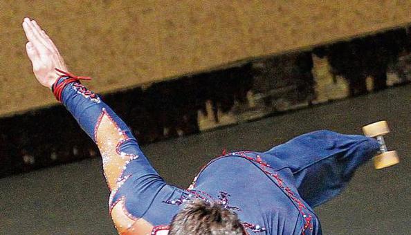 Im Gleichgewicht: Markus Lell schaffte mit einer 10,0 den H&ouml;chstwert in der B-Note und erhielt den Karl-Heinz Losch-Wanderpokal.Foto: Alexander Bertok