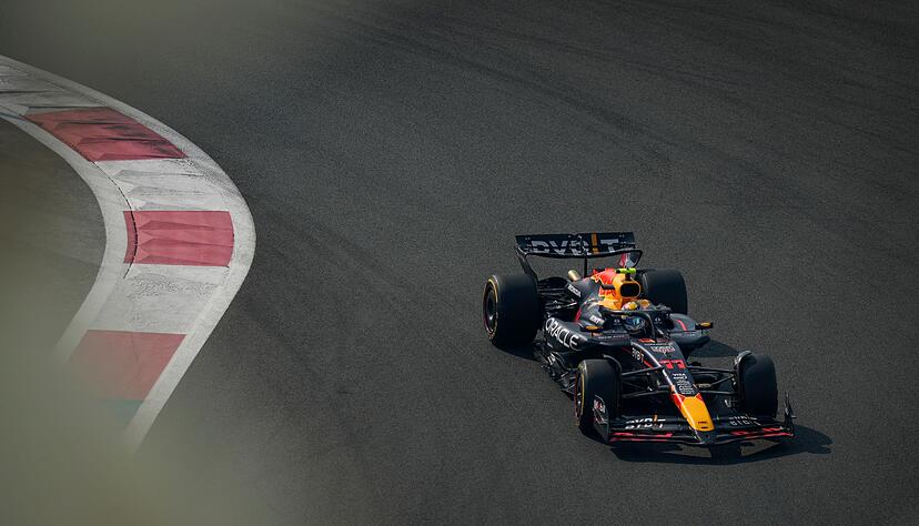 Sergio Perez muss um seinen Platz bei Red Bull bangen.