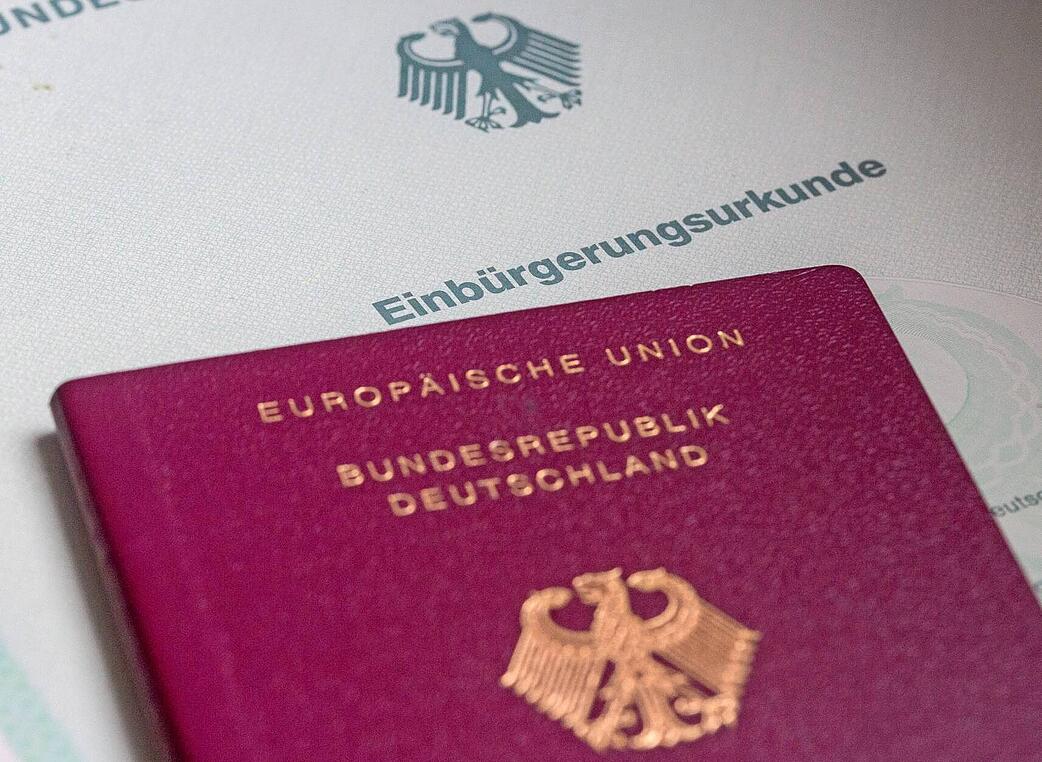 Doppelte Staatsbürgerschaft Deutscher Pass für alle eine gute Idee? STIMME.de