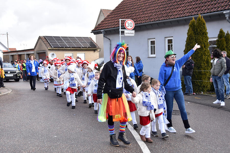 Fasching bereitet vor allem auch den Kleinen Freude.