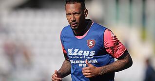Der frühere FC-Bayern-Profi Jérôme Boateng beendet seine Laufbahn als Profi-Fußballer. Das hat der Verteidiger in einem Beitrag auf Instagram öffentlich gemacht. Der frühere FC-Bayern-Profi Jérôme Boateng beendet seine Laufbahn als Profi-Fußballer. Das hat der Verteidiger in einem Beitrag auf Instagram öffentlich gemacht.