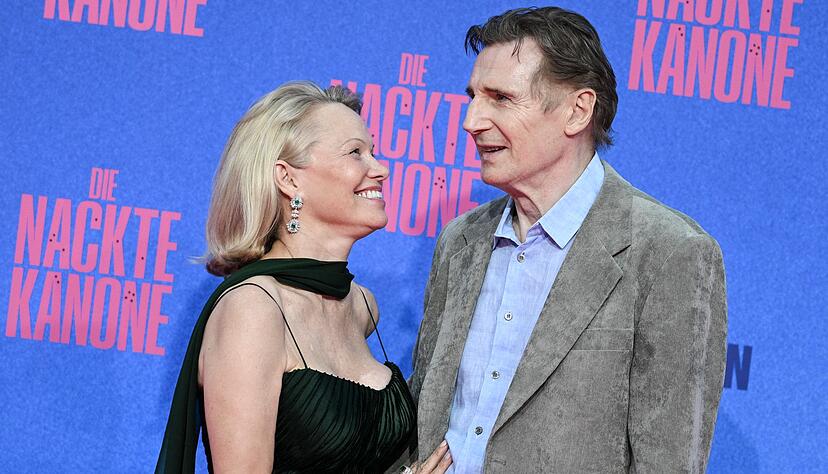 Pamela Anders und Liam Neeson bei Pressetermin f&uuml;r &laquo;Die nackte Kanone&raquo;. (Archivbild)