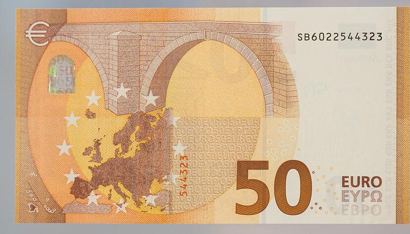 Am Dienstag wurde er in Frankfurt vorgestellt. Fotos: dpa Am Dienstag wurde er in Frankfurt vorgestellt. Fotos: dpa