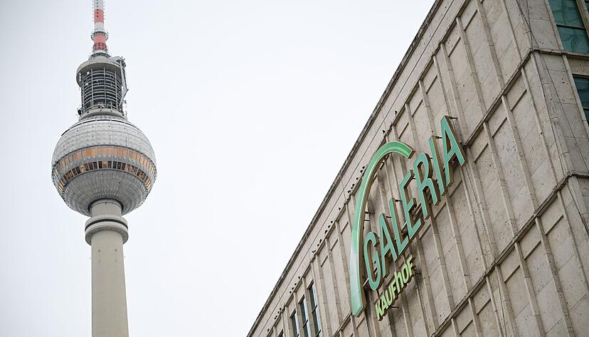 Nach der letzten Insolvenz wollte Galeria den Neustart versuchen. Nun mehren sich die Hinweise, dass die Warenhauskette schon wieder in Schwierigkeiten ist.