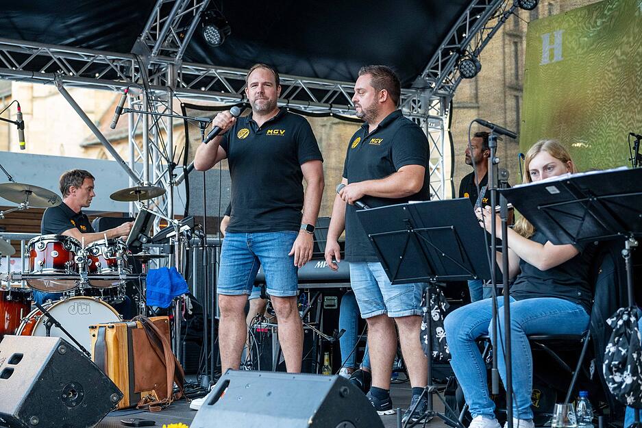 Wein, Musik und Stimmung: Das Heilbronner Weindorf zieht Tausende an.