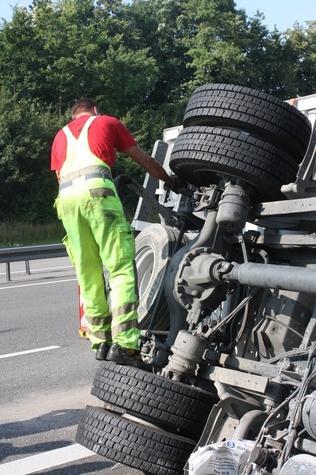Lkw-Unfall bei Öhringen | 29.06. Lkw-Unfall bei Öhringen | 29.06.