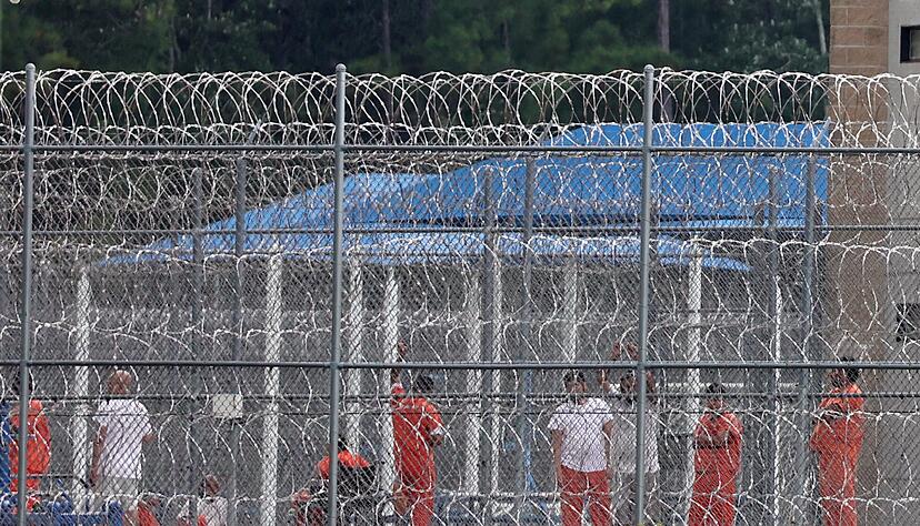 Die Bisch&ouml;fe in den USA sind besorgt &uuml;ber die Zust&auml;nde in Abschiebezentren. (Symbolbild)