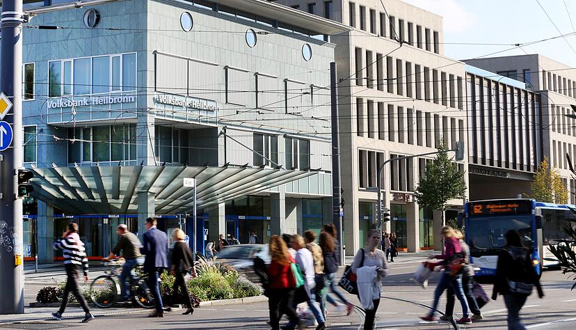 Blick auf das Gebäude der Volksbank Heilbronn. Foto: Archiv/Ralf Seidel Blick auf das Gebäude der Volksbank Heilbronn. Foto: Archiv/Ralf Seidel