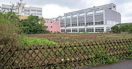 Auf diesem Grundstück an der Sontheimer Landwehr soll der Hotelneubau mit 29 Wohnungen entstehen.