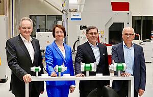 Das EBM-Papst-Management (v. l.): Hans-Peter Fuchs (Finanzchef), Sonja Fleischer (Personal), Klaus Gei&szlig;d&ouml;rfer (CEO) und Thomas Wagner (Produktion).