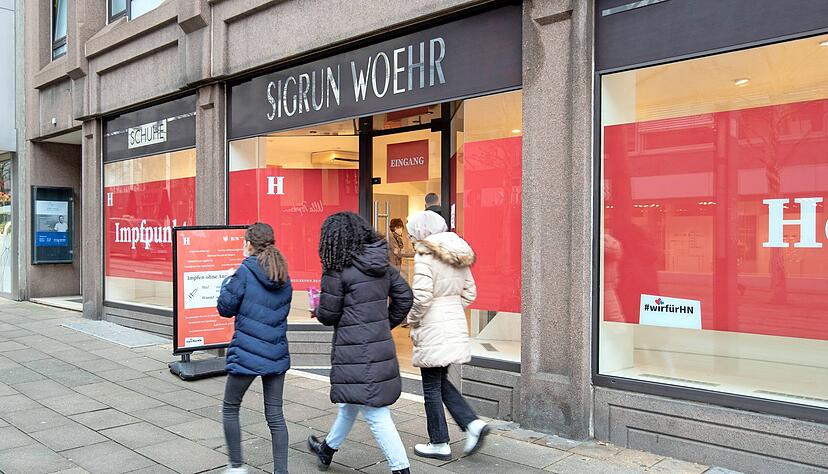 Schuhladen mit Laufpfad: In das Geb&auml;ude in der Kaiserstra&szlig;e 40 (ehemals W&ouml;hr) zieht Anfang Februar eine Leguano-Filiale ein.