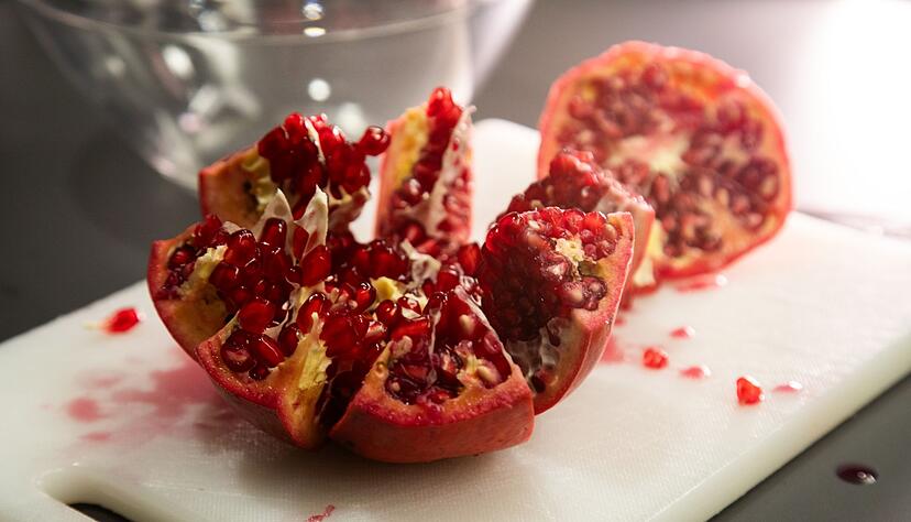 Die Kerne können nun aus den Kammern entnommen werden. Die Kerne können nun aus den Kammern entnommen werden.