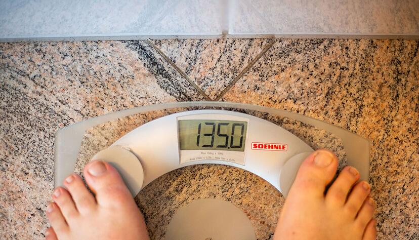 Können die Medikamente, die man sich selbst unter die Haut spritzt, beim Abnehmen helfen? Können die Medikamente, die man sich selbst unter die Haut spritzt, beim Abnehmen helfen?