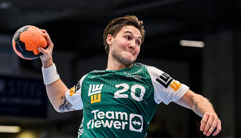 Spielmacher Ludvig Hallb&auml;ck wechselt vorzeitig von G&ouml;ppingen nach Gummersbach. (Archivbild)