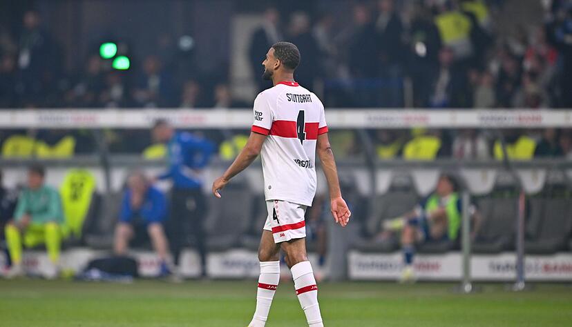 Endet seine Zeit beim VfB? Josha Vagnoman hat eine schwierige Saison hinter sich. Endet seine Zeit beim VfB? Josha Vagnoman hat eine schwierige Saison hinter sich.