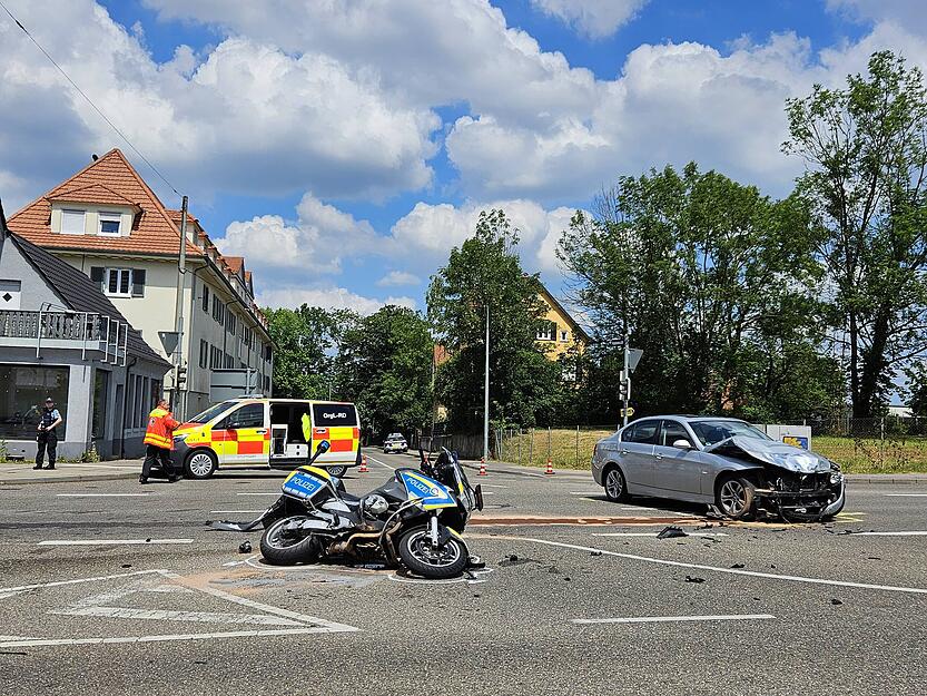 Eskorte des ungarischen Präsidenten Orbán verunglückt – Polizist tot