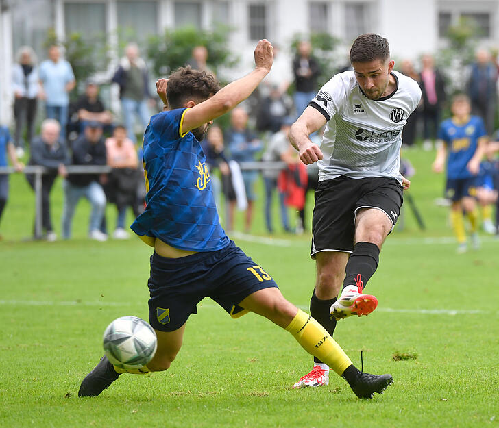 Am letzten Spieltag der Verbandsliga gewann der VfR Heilbronn gegen SSV Ehingen-Süd 3:0. Am letzten Spieltag der Verbandsliga gewann der VfR Heilbronn gegen SSV Ehingen-Süd 3:0.