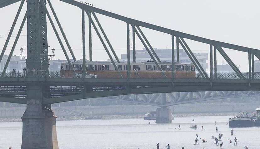 In Budapest ist das Schwimmen in der Donau punktuell möglich. (Archivbild) In Budapest ist das Schwimmen in der Donau punktuell möglich. (Archivbild)
