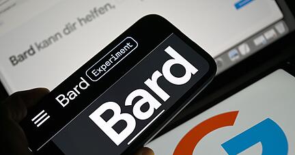 Mit Bard kontert Google den Erfolg des Textroboters ChatGPT des Start-ups OpenAI.