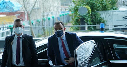 Jens Spahn (CDU - r), Bundesminister für Gesundheit, stellte seine Planungen zum Impfstart in den Hausarztpraxen vor. Foto: dpa