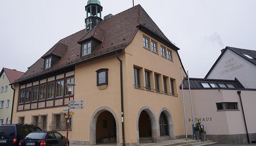 Wer wird neuer Chef im Löwensteiner Rathaus? Ein Wahltermin soll zeitnah festgelegt werden. Wer wird neuer Chef im Löwensteiner Rathaus? Ein Wahltermin soll zeitnah festgelegt werden.