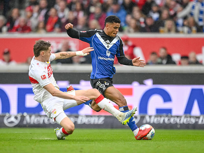 Ramon Hendriks: Kaum gefordert gegen den HSV. Machte sich das Spiel selbst etwas spannend &ndash; oder anders gesagt: agierte fahrl&auml;ssig in Halbzeit eins. Ein Fehlpass im Spielaufbau in der 28. Minute f&uuml;hrte zu einer HSV-Chance. Immerhin: Hendriks machte den Abschlusswinkel selbst spitzer. Und positiv: Der lange Pass auf Undav vor dem 1:0. Note: 3