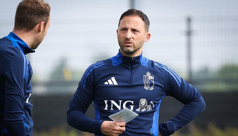 Belgiens Cheftrainer Domenico Tedesco und Co-Trainer Andreas Hinkel bereiten ihre Mannschaft auf die EM 2024 nahe Ludwigsburg vor.