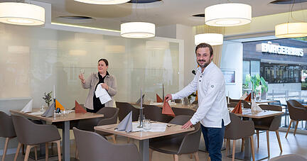 Melanie Horvat und Mario Dieterich sind die neuen Pächter im Restaurant des Bürgerhauses in Böckingen. Sie wissen, was die Gäste schätzen.
Foto: Christiana Kunz